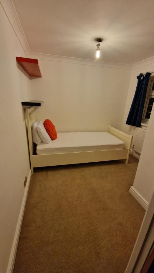 Comfort Sleep - With Shared Facilities Habitación en casa particular